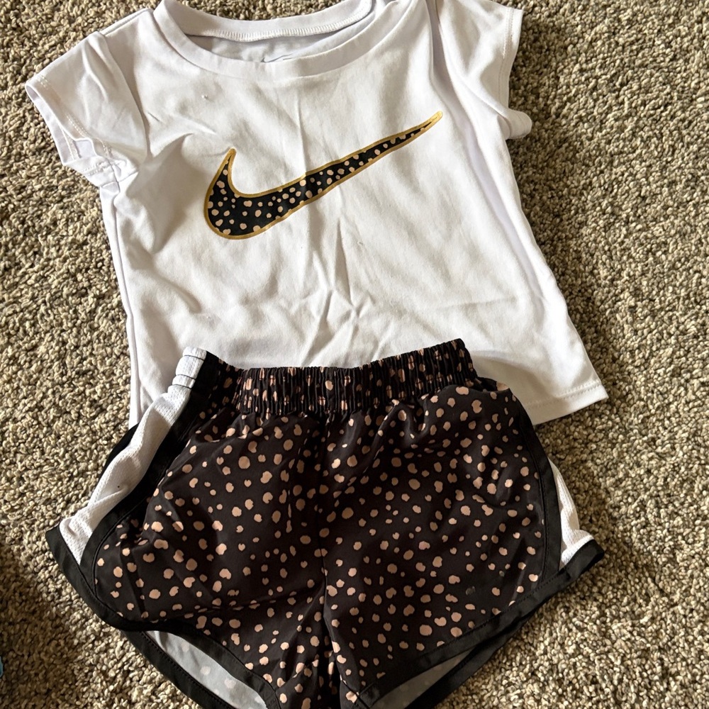 Girls 2T Nike set